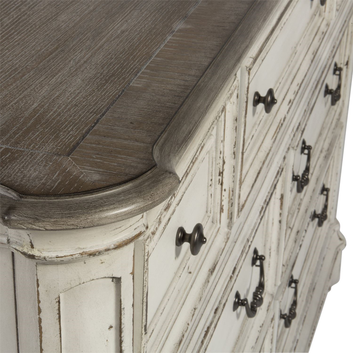 Magnolia manor 7 on sale drawer dresser